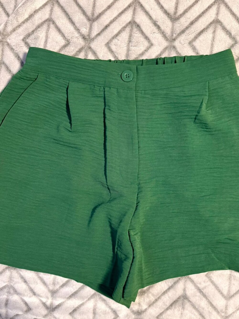 Zenana Green Shorts | Soft Stretch Casual Shorts | S, M